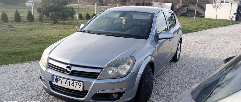 Opel Astra cena 11900 przebieg: 250000, rok produkcji 2005 z Szklarska Poręba małe 79